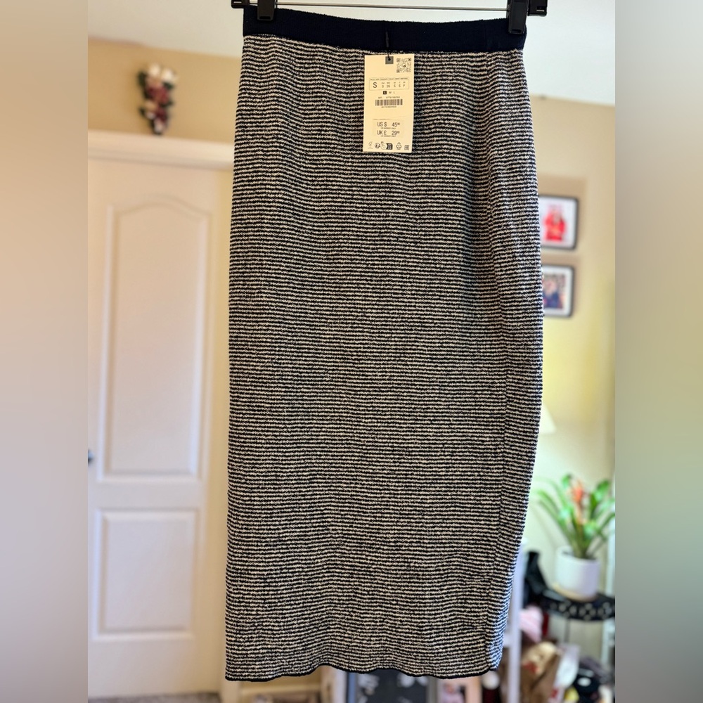 Zara brand new skirt